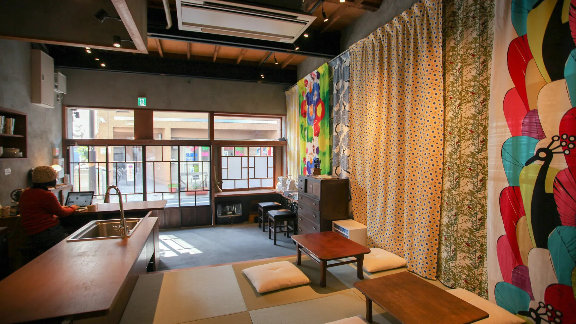 Sheena To Ippei Tokyo Guest house
