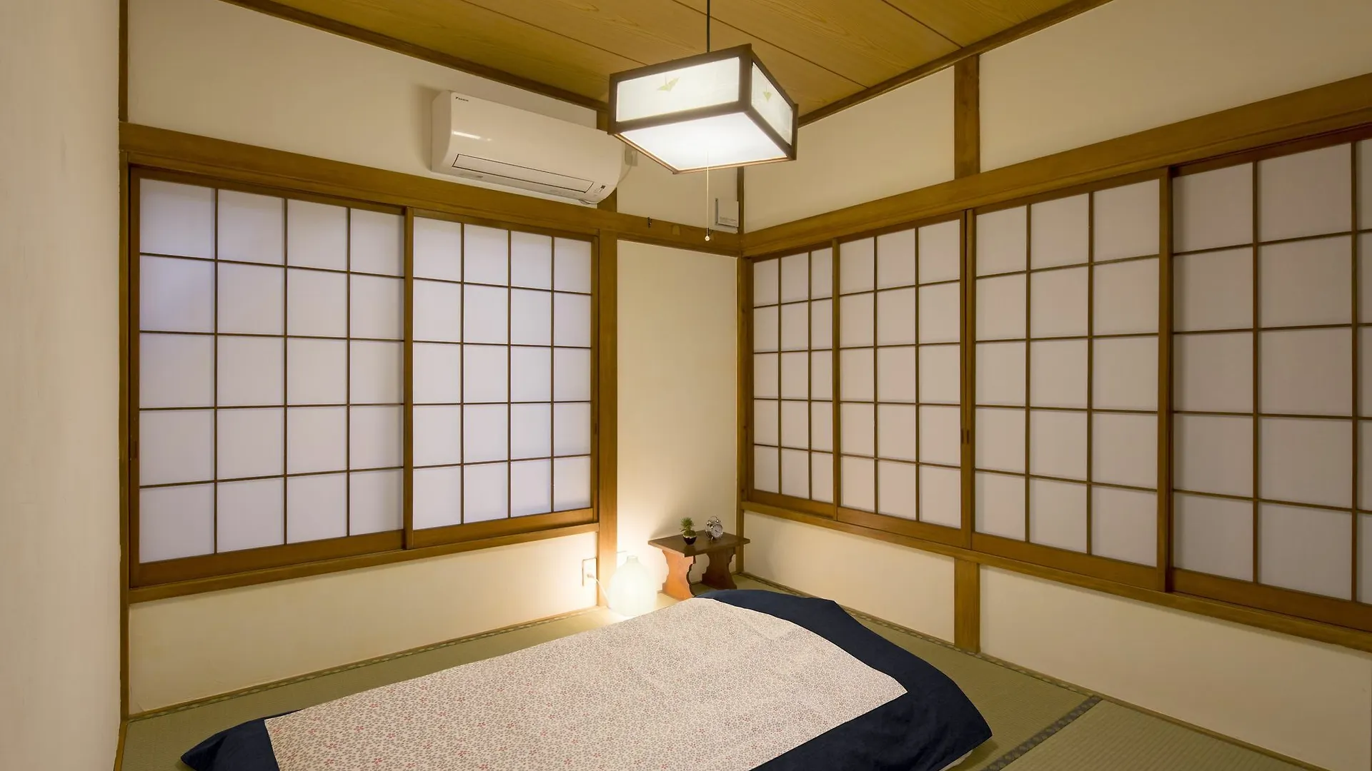 Sheena To Ippei Tokyo Guest house